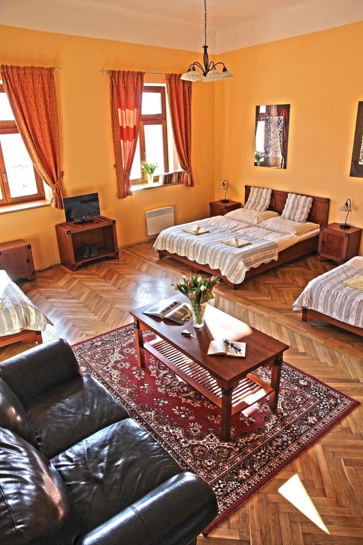 Hotel Stein Elbogen Loket Exteriör bild