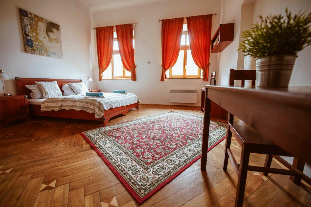 Hotel Stein Elbogen Loket Exteriör bild